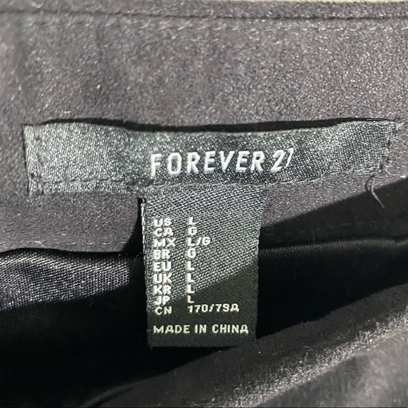 Forever 21 Black Mini Skirt - Picture 6 of 6